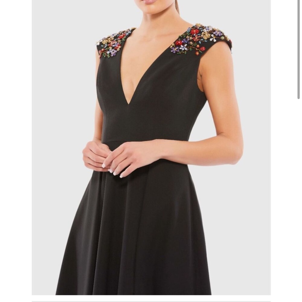 New | Mac Duggal 70214 Beaded Cap Sleeve A-Line
Midi Dress in Black Multi 4 - Picture 2 of 11
